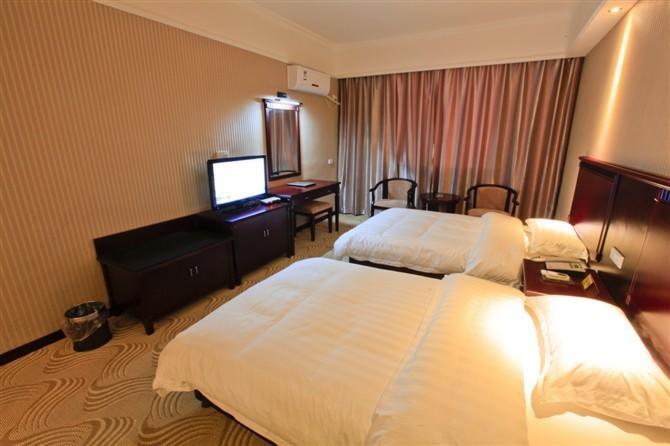 Yangshuo Hua Xiang Man Ting West Street Hotel Room photo
